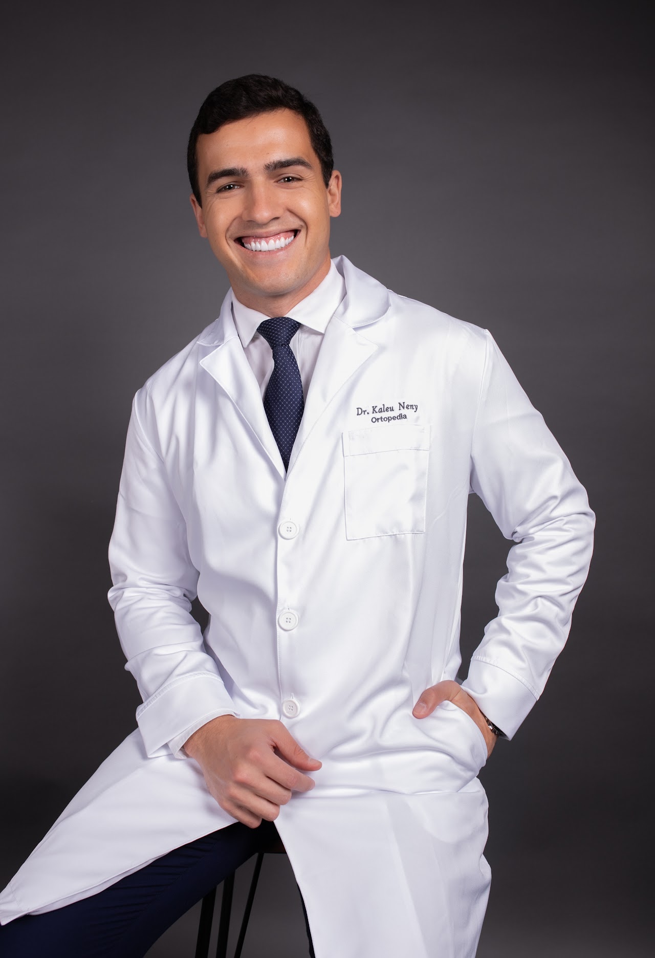 Dr. Kaleu Nery